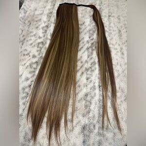 Seikea Straight Ponytail Hair Extension Synthetic Used Good Condition Blonde Mix